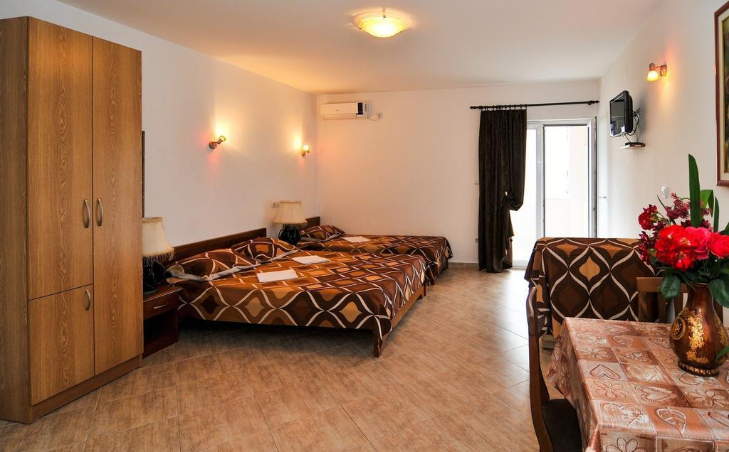 טיווט Apartments Samardzic מראה חיצוני תמונה